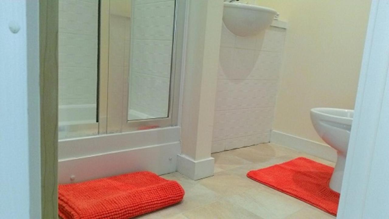 With Two Bathrooms, Lift Access Appartement *